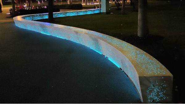 青島某古鎮(zhèn)做透過(guò)藝科石